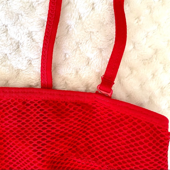Red Mesh Cropped Bandeau Top - Picture 3 of 6